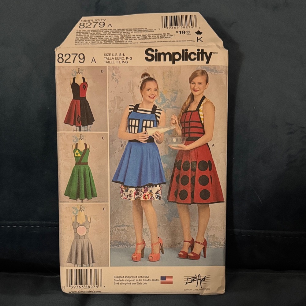 Simplicity Lori Ann Series Pop Culture Apron Pattern UNCUT